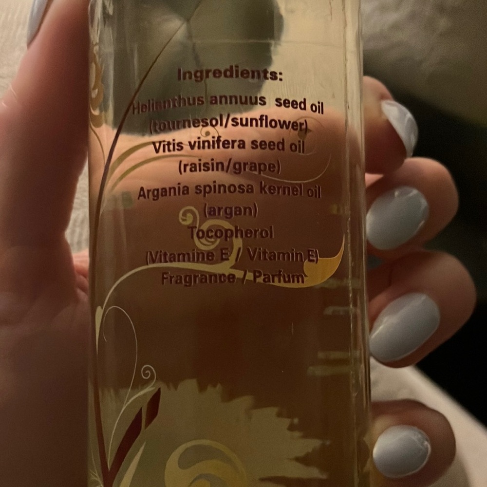 New and sealed Lyvia Tabou Peach Massage Oil with Argan oil - Picture 5 of 5